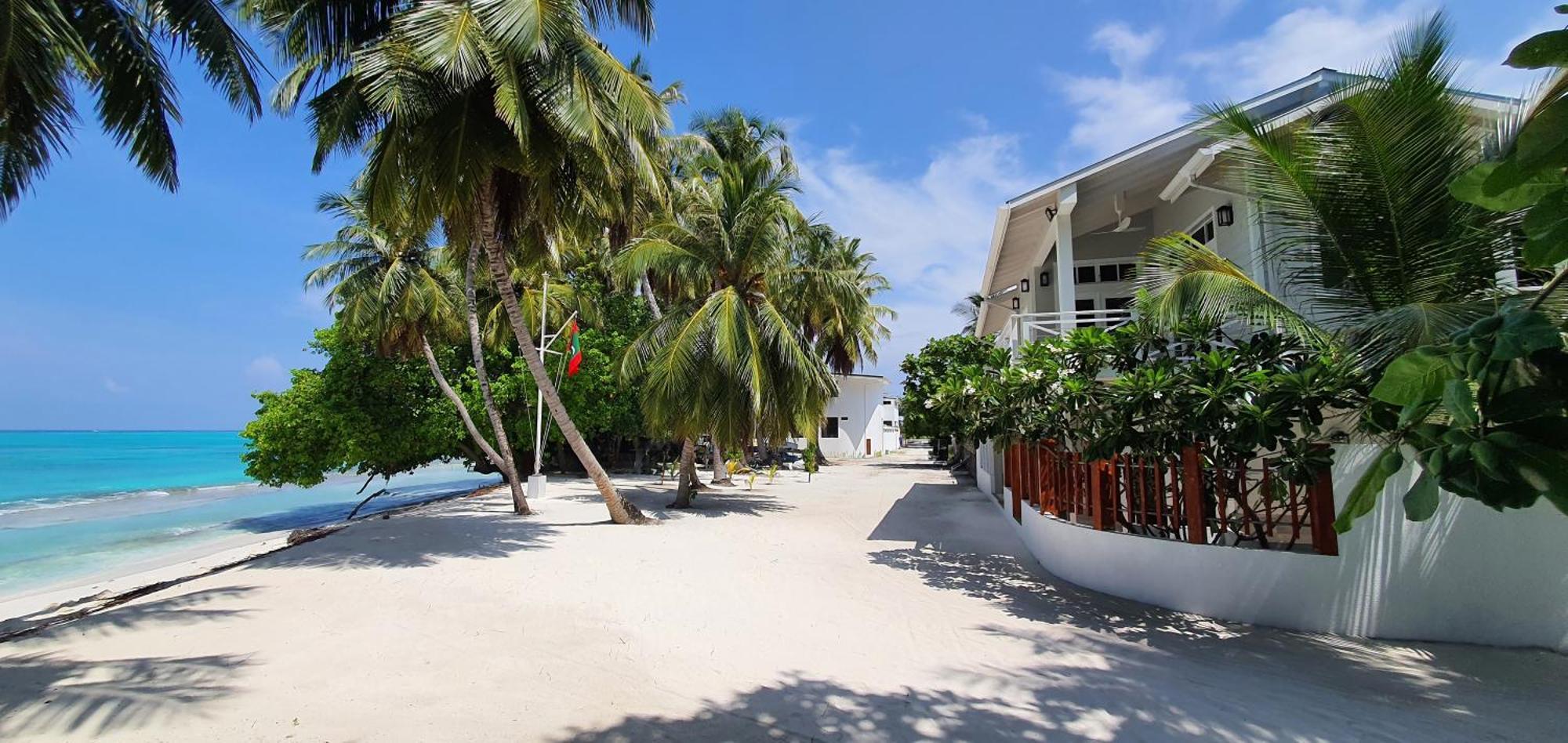 The Fulhadhoo Beach Cottage Екстериор снимка